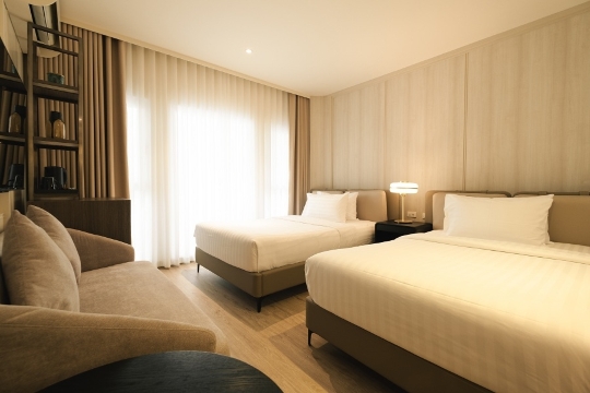 The 3Sis HotelHotel Overview