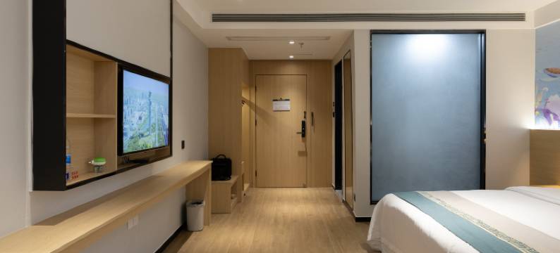 龙海尚好华庭假日酒店(美一城店)图片