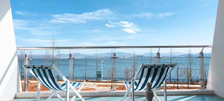 泊悦·海景日出观景美宿(大理洱海生态廊道店)图片