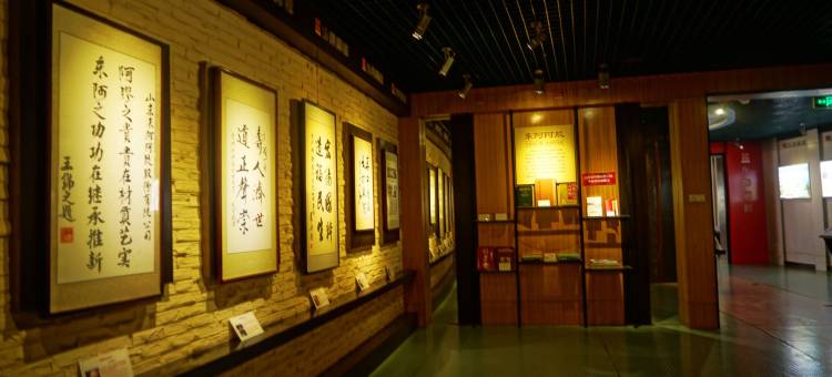 云玺酒店(东阿鲁商城市广场汽车站店)图片