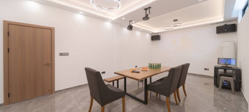 安吉坡上·春晓星空泳池Rustic Luxury美宿(龙王山峡谷漂流店)图片