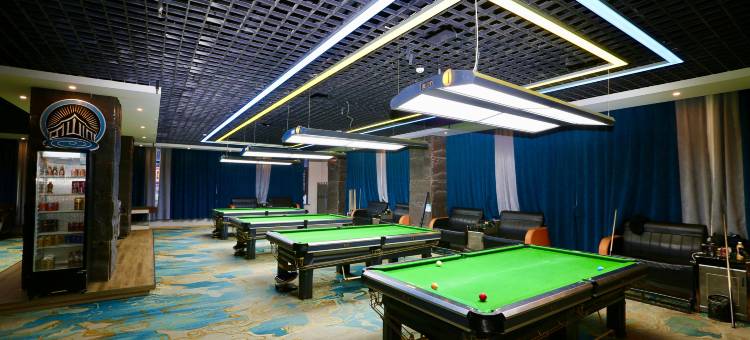 久治玉澳酒店图片