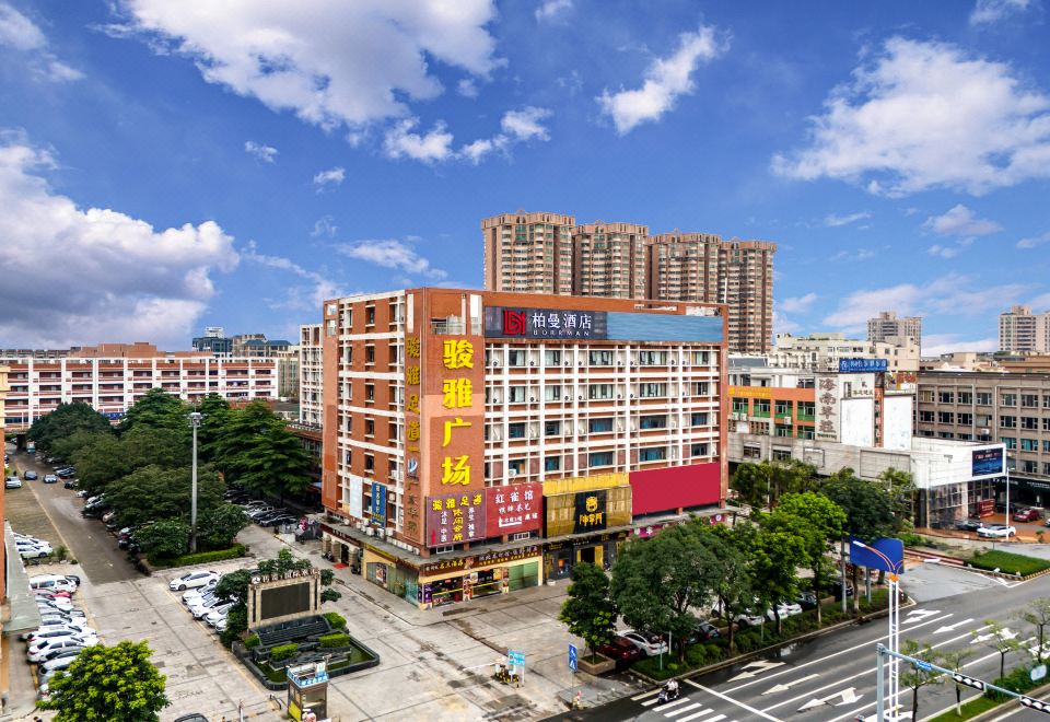 BORRMAN HOTELHotel Overview