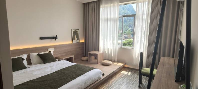 镜子山酒店(阳朔印象刘三姐店)图片