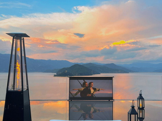 泸沽湖ARABELLA阿拉贝拉湖景庄园