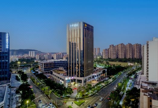 JI Hotel (Zhuhai Jinwan Huafa Mall) Hotel Overview