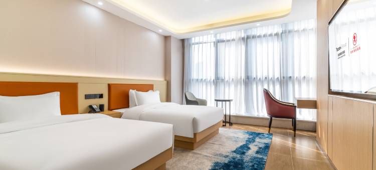 季枫国际酒店(南部县店)图片