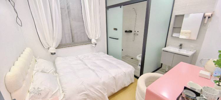 小住一下宾馆(苍梧绿园店)图片