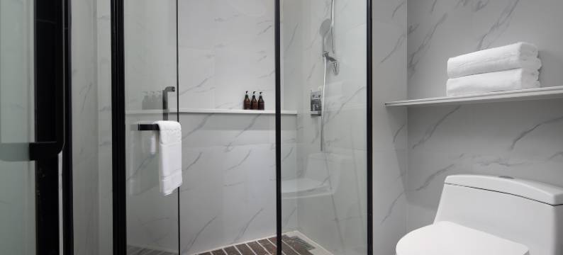 欢漫酒店(麓谷科技园涧塘地铁站店)图片