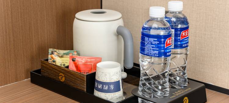 东程酒店(威宁草海站滨海大道店)图片