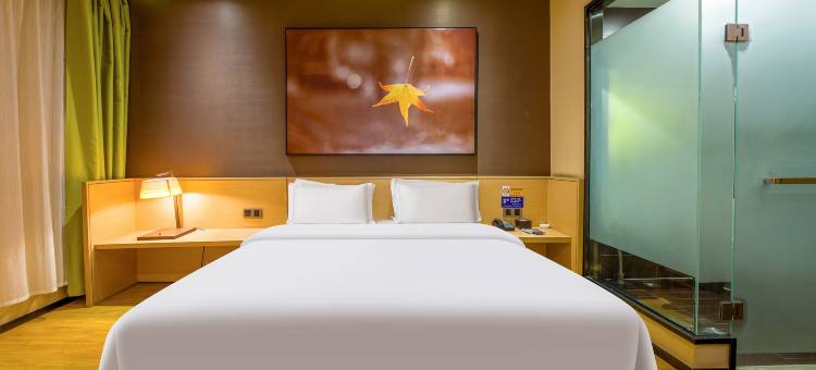 IU酒店(太原长风西街万象城店)图片