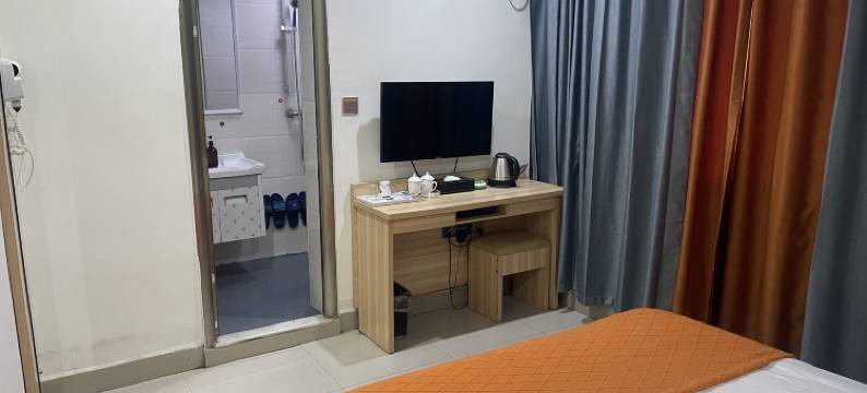 仁隆酒店(南宁南湖公园麻村地铁站店)图片