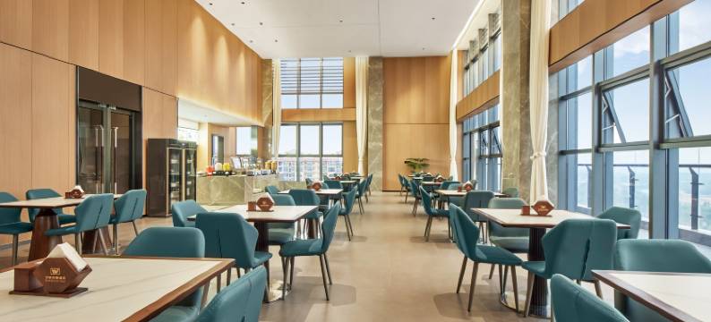 万丽河景酒店(灵山陆屋店)图片