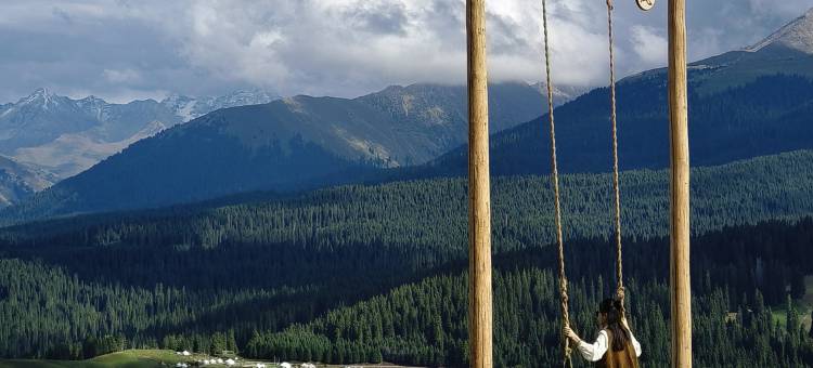 琼库什台听岚山庄图片