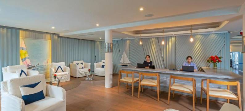 普吉岛船屋度假酒店(The Boathouse Phuket)图片