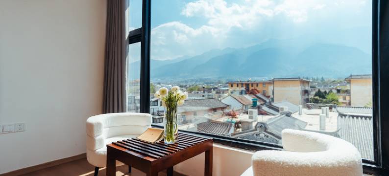 大理无二民宿(古城洋人街店)图片