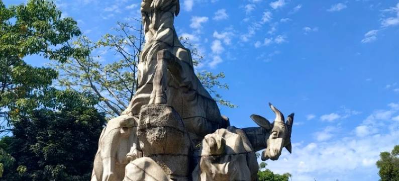 爱立斯水善坊｜HONORABLEINCOMPARADBLE酒店(北京路省人民医院店)图片