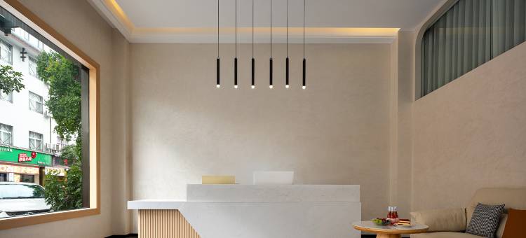 张家界万吉酒店(国家森林公园武陵源标志门店)图片