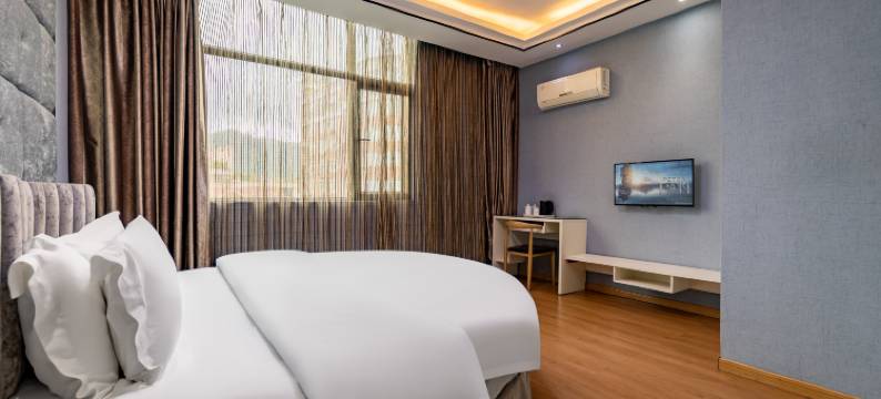 旺角酒店(镇雄妇女儿童医院店)图片