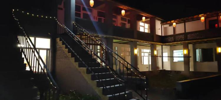 山南篱下民宿图片