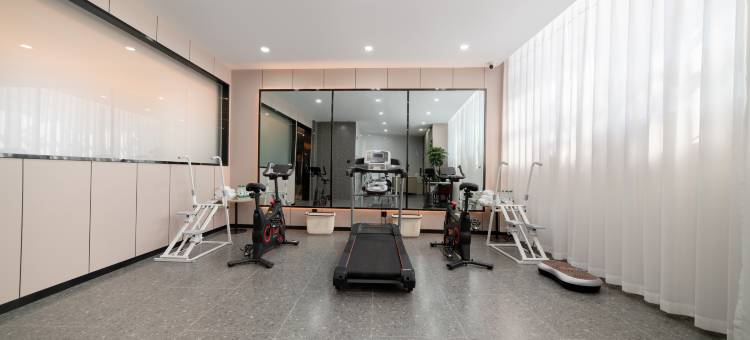 柏纳酒店(喀什二中小亚郎湿地公园店)图片