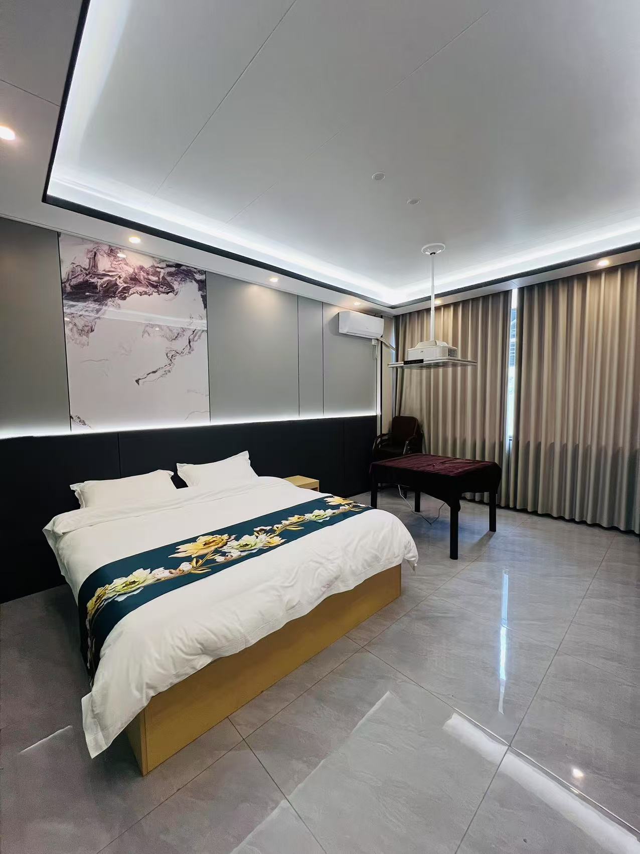 Sanyang HotelOver view