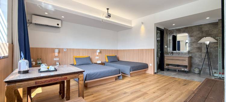 肆相民宿(西街钟楼店)图片