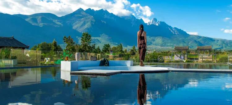 玖九·雪见山|日照金山·观景酒店(白沙古镇店)图片