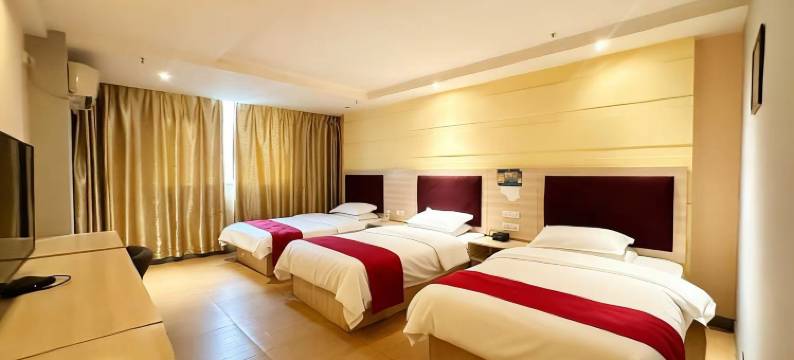 九天大酒店(威宁草海会展中心店)图片