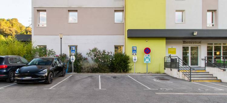 B&B 阳光酒店 阿莱 - 机械杆(B&B Hotel Alès - Pôle Mécanique)图片