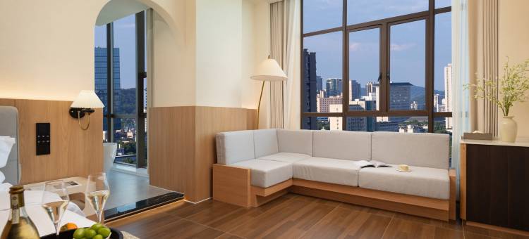 晴空野星空酒廊图片