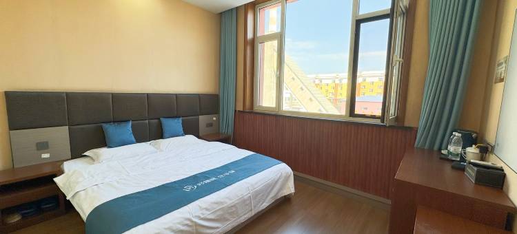 如家华驿精选酒店(长白山西站店)图片