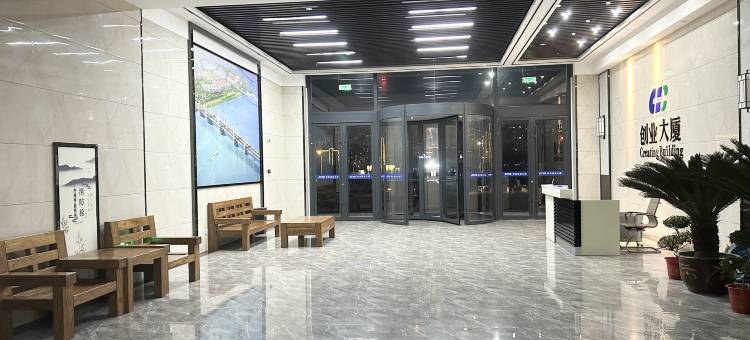 桃子自助公寓(沂水汽车站店)图片