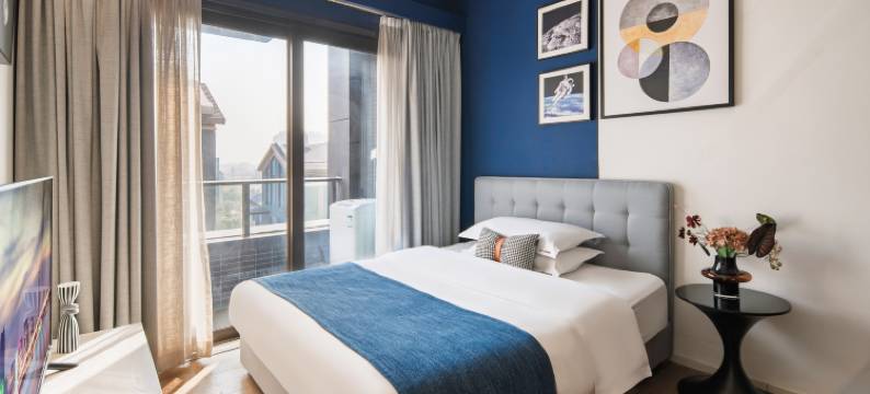 丽途·LIVETOUR城市轻居(广州琶洲会展中心店)图片