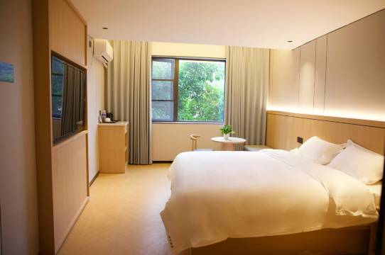 榕桥酒店(福州金牛山地铁站福道店)