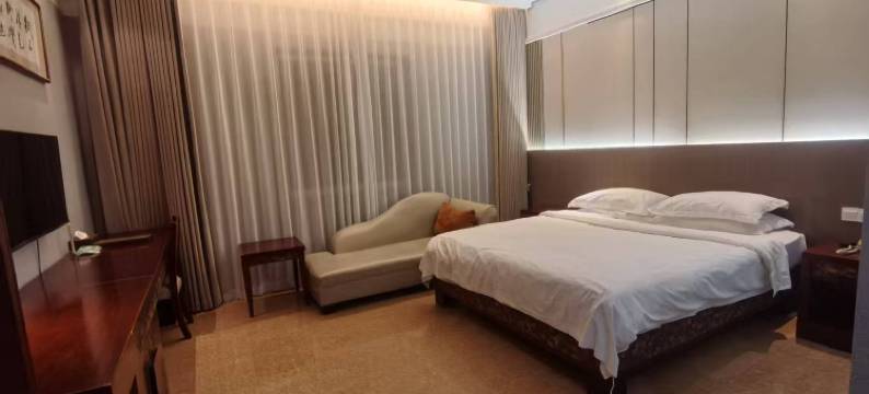 米兰春天酒店图片