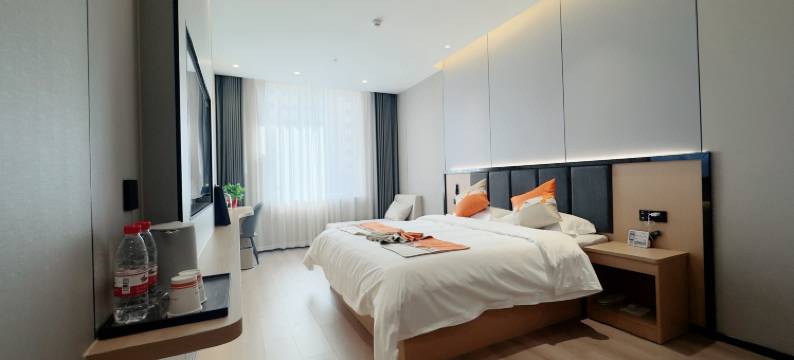 积石山丝路名庭酒店图片