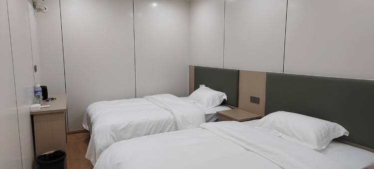 青树宾馆(浅湾小区芜湖高级职业技术学校店)图片