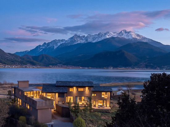 阿洛曼·高地雪山牧场酒店