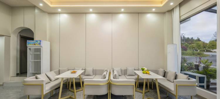 荔畔平居民宿(荔波小七孔景区东门店)图片