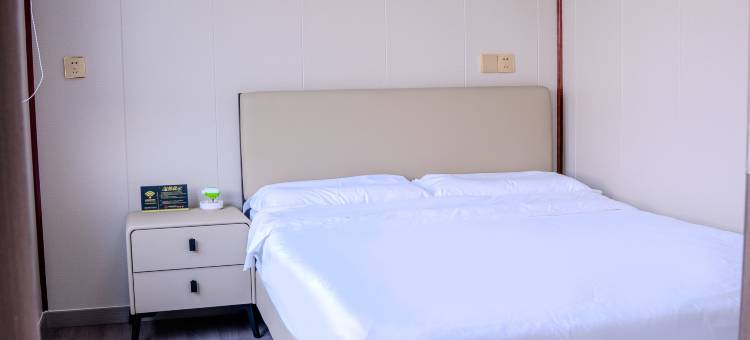 依丽兰民宿(白洋淀不夜城店)图片