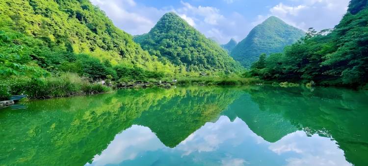 荔畔平居民宿(荔波小七孔景区东门店)图片