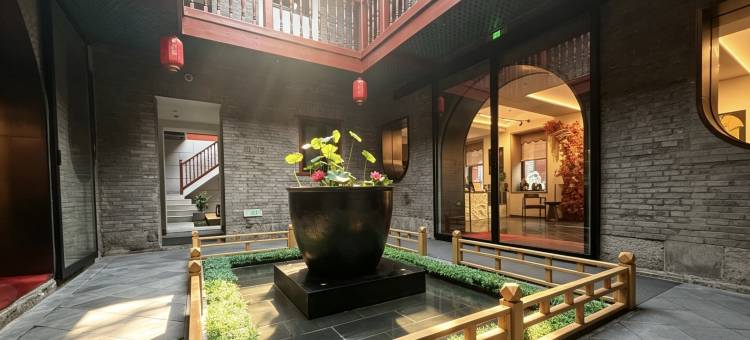 凤朝阳设计师酒店(烟台站第一海水浴场店)图片
