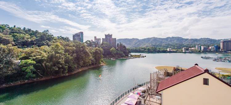 日月潭水舍图片