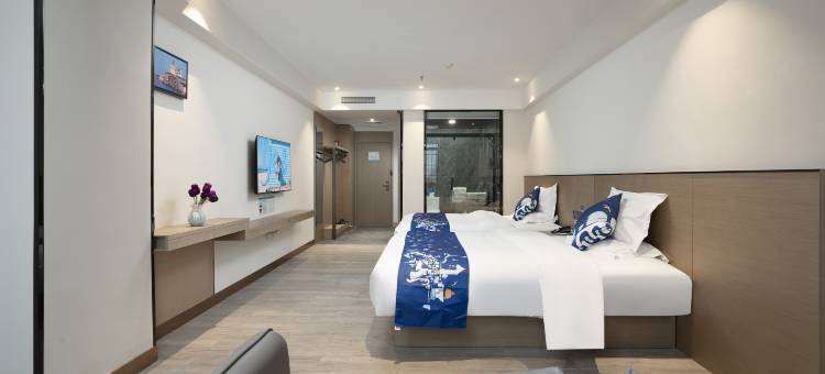 雅斯特美途酒店(隆林财富广场昌达百货店)图片