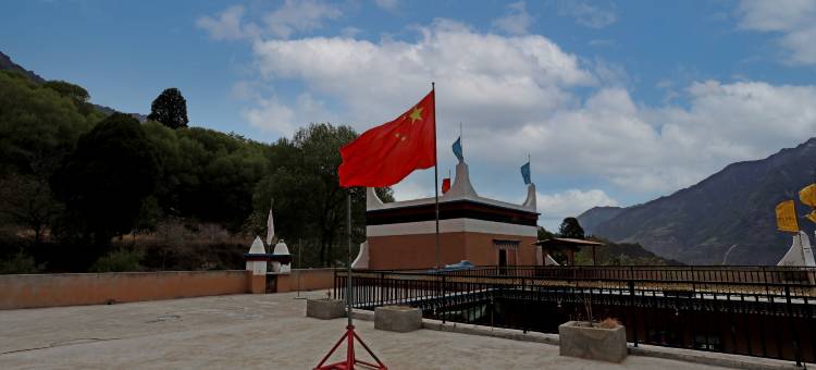 丹巴半山云居·小格玛民宿图片