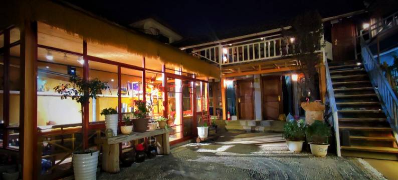 丽江菁山木舍客栈图片