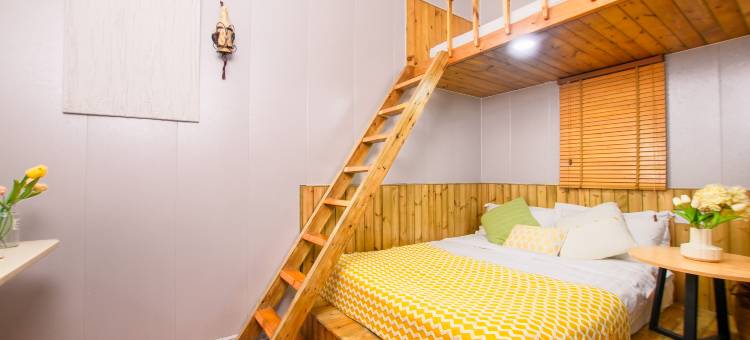 深圳荔枝小院民宿(较场尾海滩店)图片