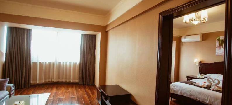 洛阳新旋宫旅游酒店(万达广场周王城广场地铁站店)图片