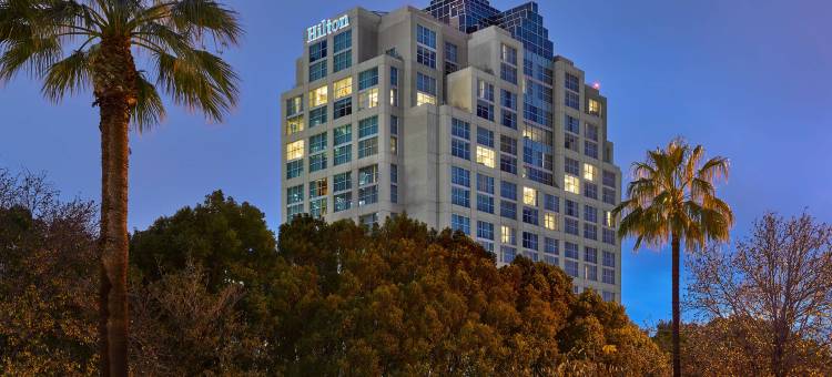 格伦代尔希尔顿酒店(Hilton Los Angeles North-Glendale & Executive Meeting Center)图片